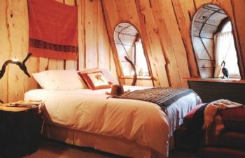   Отель Magic Mountain Lodge – отель-вулкан с водопадом в Чили  